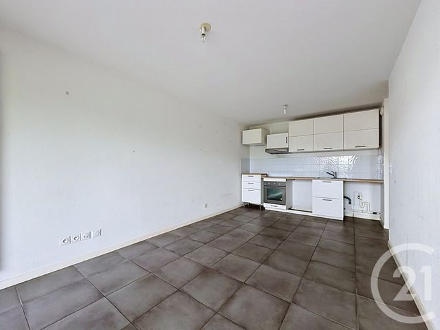 Appartement T3 &agrave; vendre - 3 pi&egrave;ces - 51,40 m2 - St Pierre D Irube - 64 - AQUITAINE