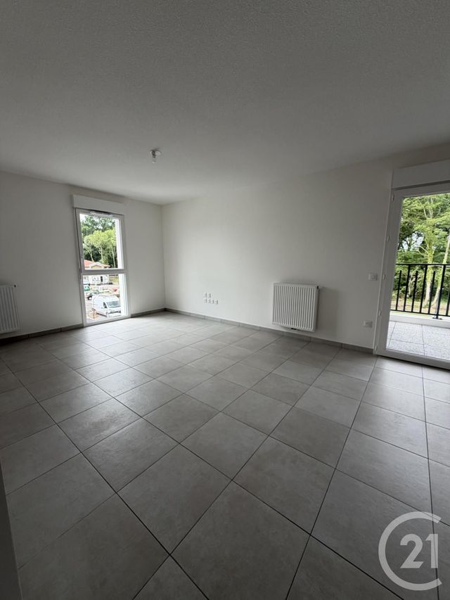 Appartement F3 &agrave; louer - 3 pi&egrave;ces - 65,36 m2 - St Vincent De Tyrosse - 40 - AQUITAINE