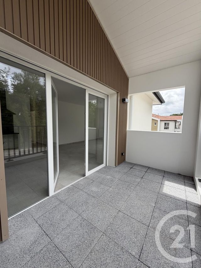 Appartement F3 &agrave; louer - 3 pi&egrave;ces - 65,36 m2 - St Vincent De Tyrosse - 40 - AQUITAINE