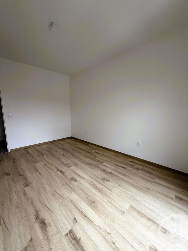 Appartement F3 &agrave; louer - 3 pi&egrave;ces - 65,36 m2 - St Vincent De Tyrosse - 40 - AQUITAINE