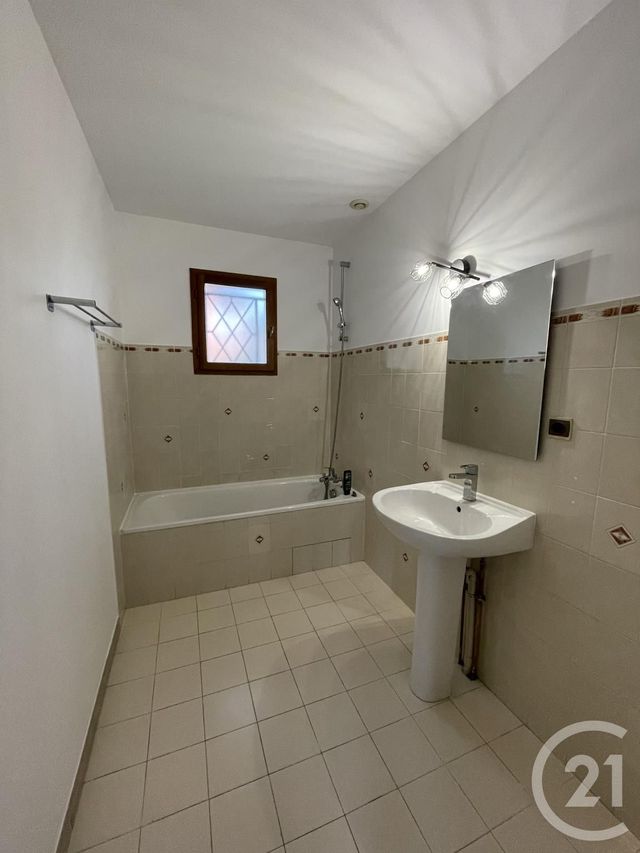 Maison &agrave; louer - 4 pi&egrave;ces - 90,20 m2 - Tarnos - 40 - AQUITAINE