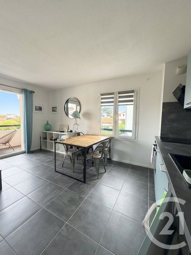 Appartement F2 &agrave; louer - 2 pi&egrave;ces - 38,07 m2 - Guethary - 64 - AQUITAINE