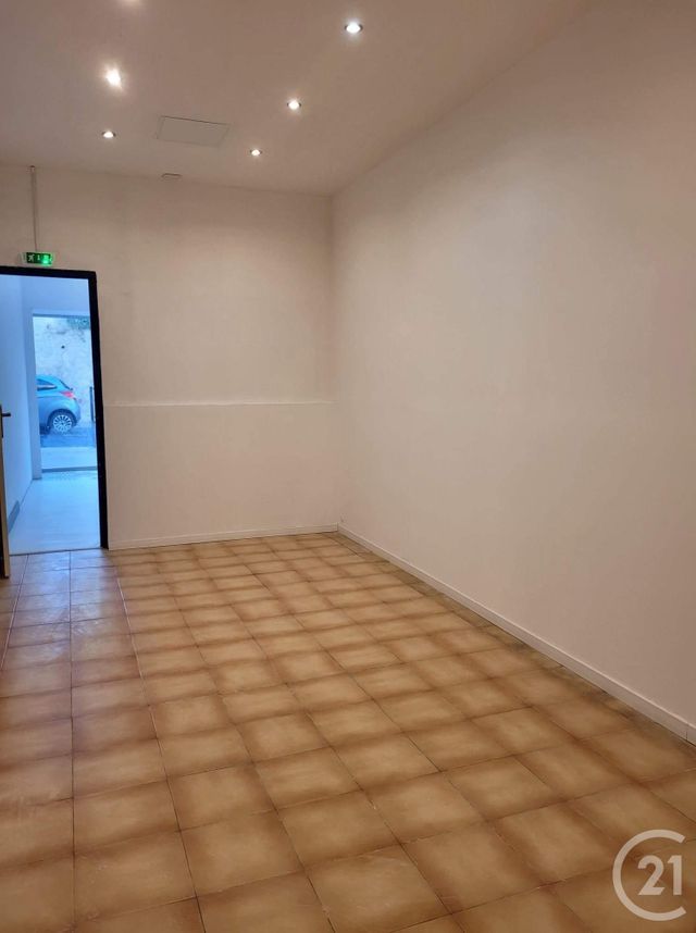 Local commercial à louer - 45.42 m2 - 34 - Herault