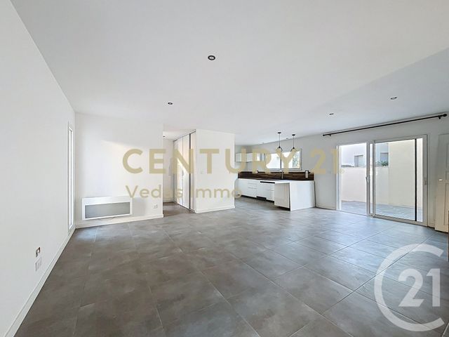 Maison &agrave; louer - 4 pi&egrave;ces - 102,55 m2 - Montbazin - 34 - LANGUEDOC-ROUSSILLON