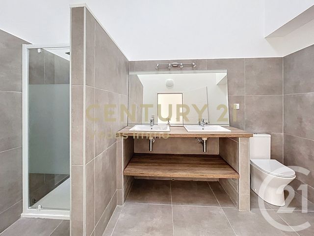 Maison &agrave; louer - 4 pi&egrave;ces - 102,55 m2 - Montbazin - 34 - LANGUEDOC-ROUSSILLON