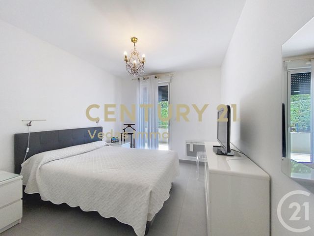 Appartement F4 à vendre - 4 pièces - 97 m2 - St Jean De Vedas - 34 - LANGUEDOC-ROUSSILLON