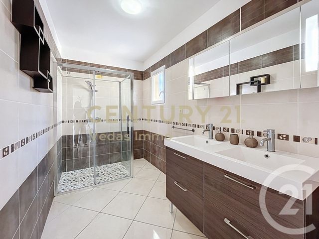 Maison à louer - 6 pièces - 189,36 m2 - Juvignac - 34 - LANGUEDOC-ROUSSILLON