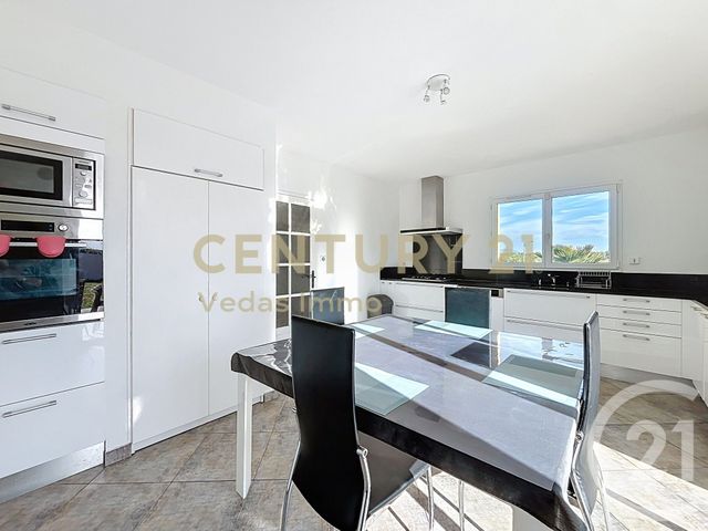 Maison à louer - 6 pièces - 189,36 m2 - Juvignac - 34 - LANGUEDOC-ROUSSILLON