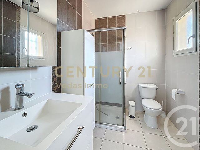 Maison à louer - 6 pièces - 189,36 m2 - Juvignac - 34 - LANGUEDOC-ROUSSILLON