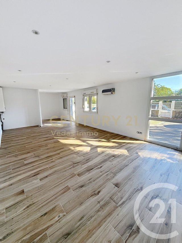 Appartement F1 à vendre - 1 pièce - 50 m2 - St Jean De Vedas - 34 - LANGUEDOC-ROUSSILLON