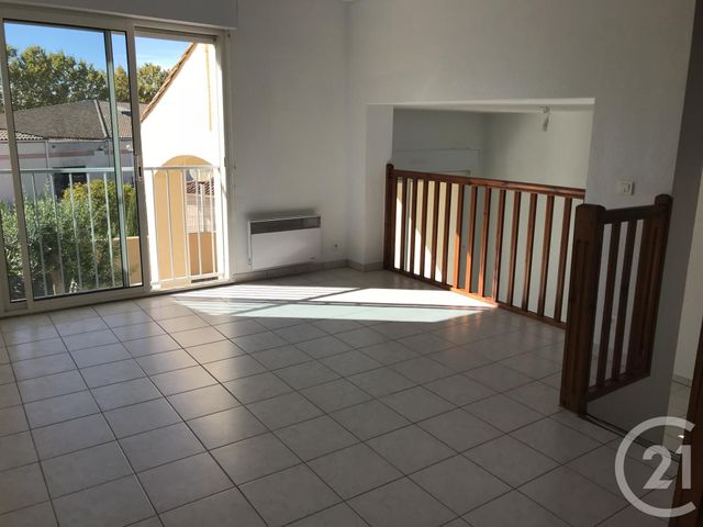 Maison &agrave; louer - 4 pi&egrave;ces - 100 m2 - St Jean De Vedas - 34 - LANGUEDOC-ROUSSILLON