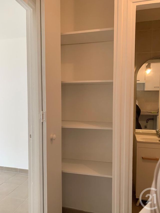 Appartement F1 &agrave; louer - 1 pi&egrave;ce - 19 m2 - Montpellier - 34 - LANGUEDOC-ROUSSILLON
