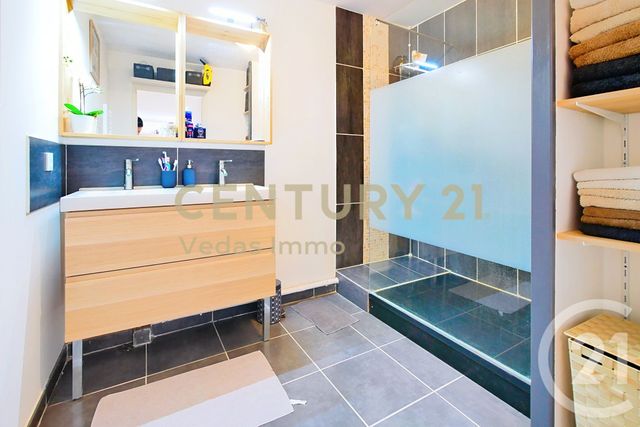 Appartement F3 &agrave; louer - 3 pi&egrave;ces - 62,11 m2 - St Jean De Vedas - 34 - LANGUEDOC-ROUSSILLON