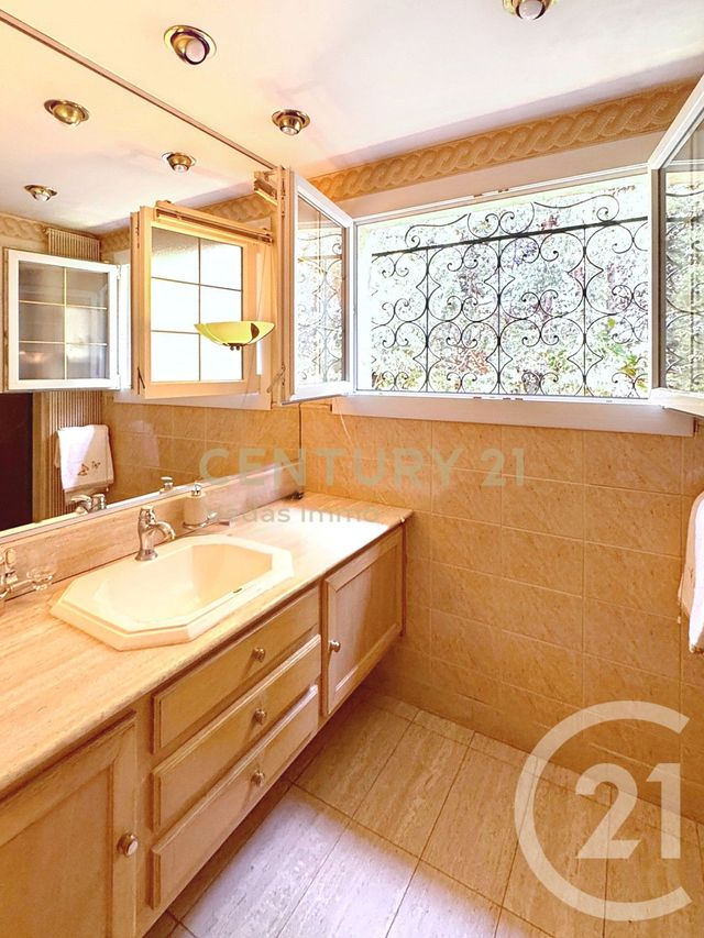 Maison &agrave; vendre - 6 pi&egrave;ces - 188 m2 - St Jean De Vedas - 34 - LANGUEDOC-ROUSSILLON