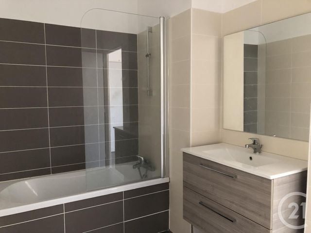 Appartement F4 &agrave; louer - 4 pi&egrave;ces - 75,36 m2 - Pignan - 34 - LANGUEDOC-ROUSSILLON