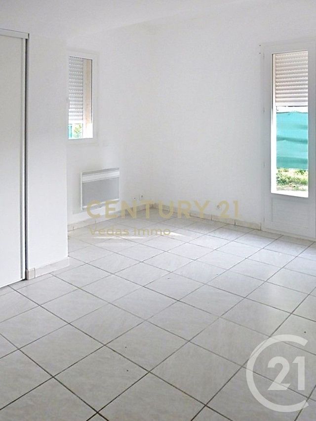 Appartement F2 bis &agrave; louer - 3 pi&egrave;ces - 54,73 m2 - Villeneuve Les Maguelone - 34 - LANGUEDOC-ROUSSILLON