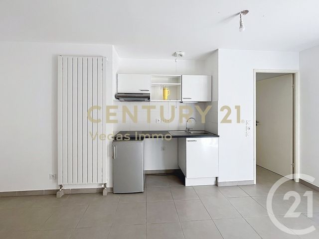 Appartement F1 &agrave; louer - 1 pi&egrave;ce - 24,90 m2 - St Jean De Vedas - 34 - LANGUEDOC-ROUSSILLON