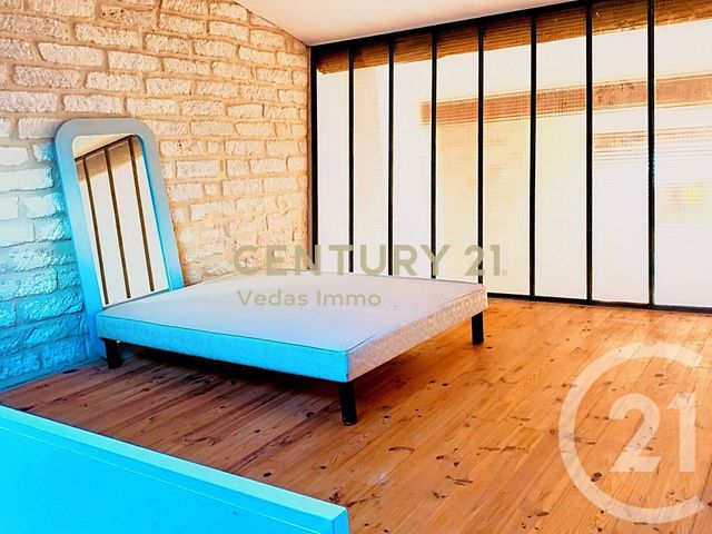 Maison &agrave; louer - 3 pi&egrave;ces - 110 m2 - St Jean De Vedas - 34 - LANGUEDOC-ROUSSILLON