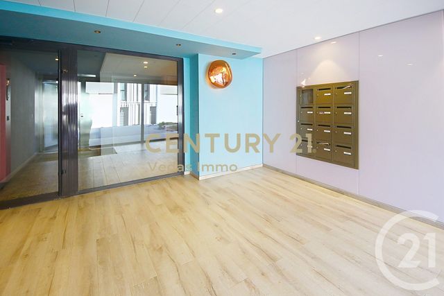 Appartement F3 &agrave; louer - 3 pi&egrave;ces - 64,90 m2 - St Jean De Vedas - 34 - LANGUEDOC-ROUSSILLON