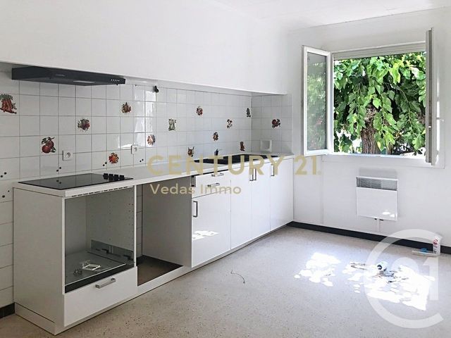 Maison &agrave; louer - 3 pi&egrave;ces - 71,42 m2 - Cournonterral - 34 - LANGUEDOC-ROUSSILLON