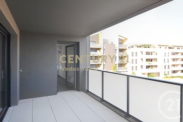 Appartement F3 &agrave; louer - 3 pi&egrave;ces - 72,60 m2 - St Jean De Vedas - 34 - LANGUEDOC-ROUSSILLON