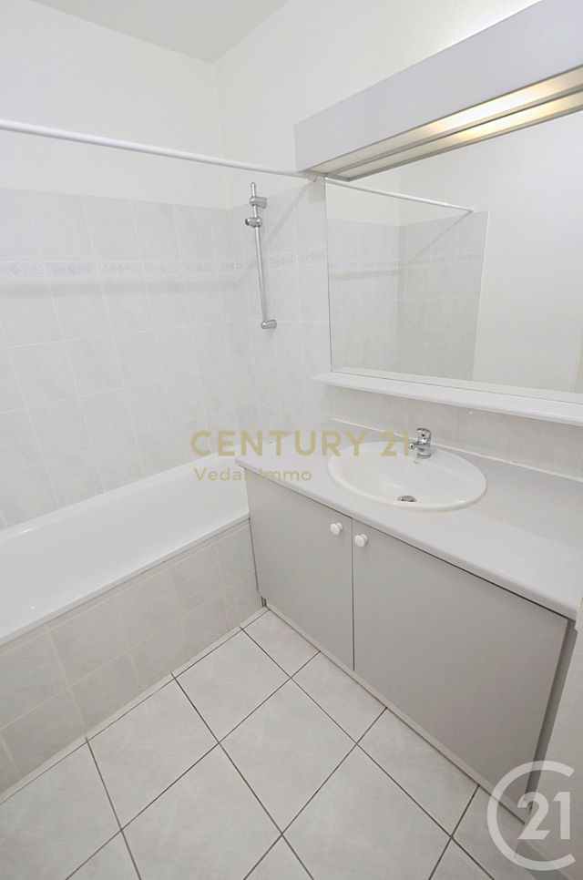 Appartement F2 &agrave; louer - 2 pi&egrave;ces - 33,82 m2 - Lattes - 34 - LANGUEDOC-ROUSSILLON