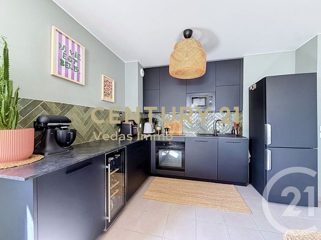 Appartement F4 &agrave; vendre - 4 pi&egrave;ces - 82,40 m2 - St Jean De Vedas - 34 - LANGUEDOC-ROUSSILLON
