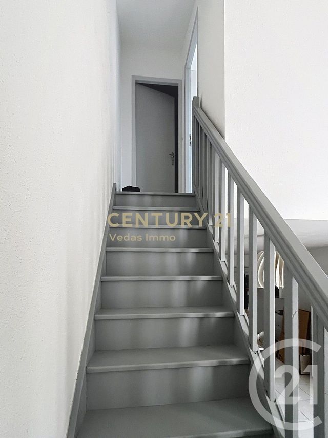 Appartement Duplex &agrave; louer - 2 pi&egrave;ces - 50,48 m2 - St Jean De Vedas - 34 - LANGUEDOC-ROUSSILLON