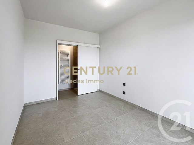 Appartement F4 &agrave; louer - 4 pi&egrave;ces - 86,76 m2 - St Jean De Vedas - 34 - LANGUEDOC-ROUSSILLON