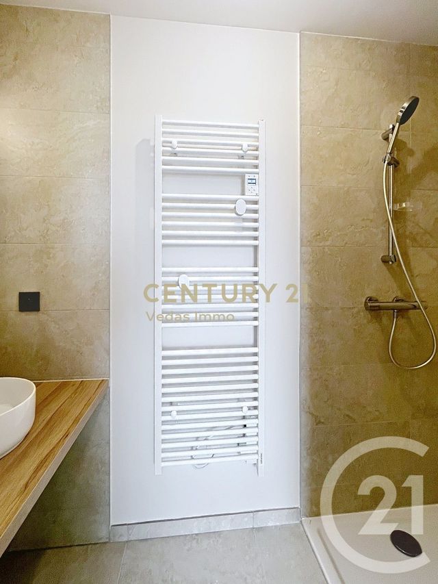Appartement F4 &agrave; louer - 4 pi&egrave;ces - 86,76 m2 - St Jean De Vedas - 34 - LANGUEDOC-ROUSSILLON