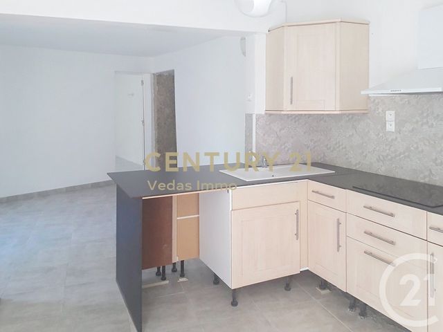 Appartement F3 &agrave; louer - 3 pi&egrave;ces - 67,63 m2 - Saussan - 34 - LANGUEDOC-ROUSSILLON