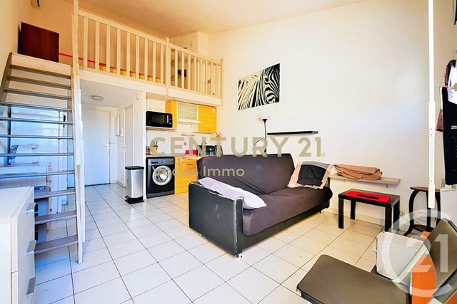 Appartement Duplex &agrave; louer - 2 pi&egrave;ces - 34,13 m2 - Montpellier - 34 - LANGUEDOC-ROUSSILLON
