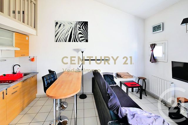 Appartement Duplex &agrave; louer - 2 pi&egrave;ces - 34,13 m2 - Montpellier - 34 - LANGUEDOC-ROUSSILLON