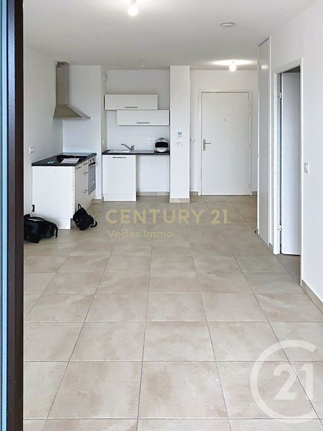 Appartement F2 &agrave; louer - 2 pi&egrave;ces - 42,50 m2 - St Jean De Vedas - 34 - LANGUEDOC-ROUSSILLON