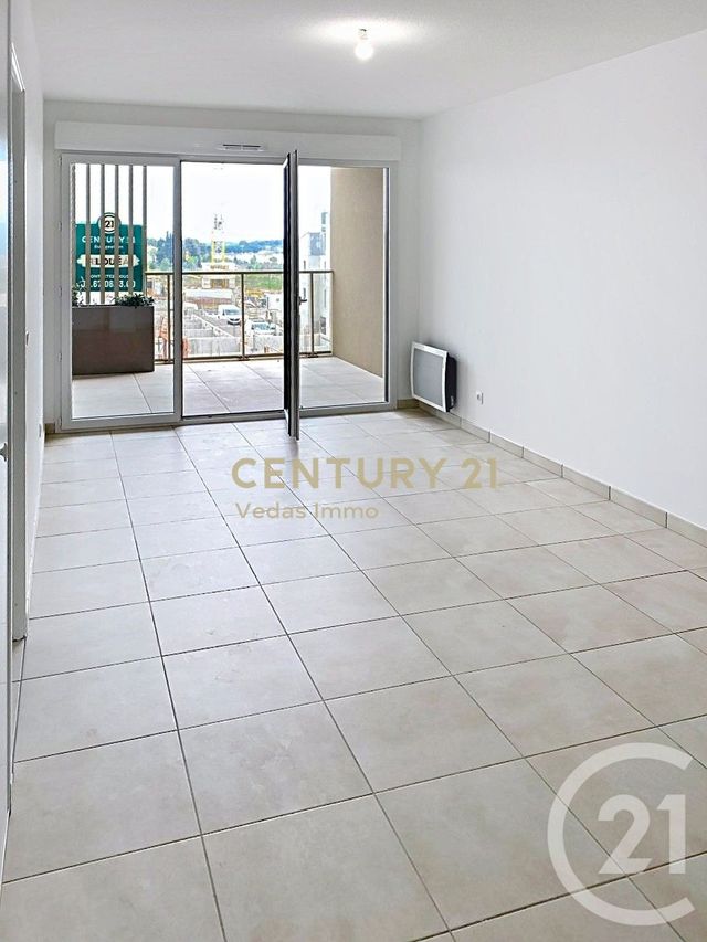 Appartement F2 &agrave; louer - 2 pi&egrave;ces - 42,50 m2 - St Jean De Vedas - 34 - LANGUEDOC-ROUSSILLON
