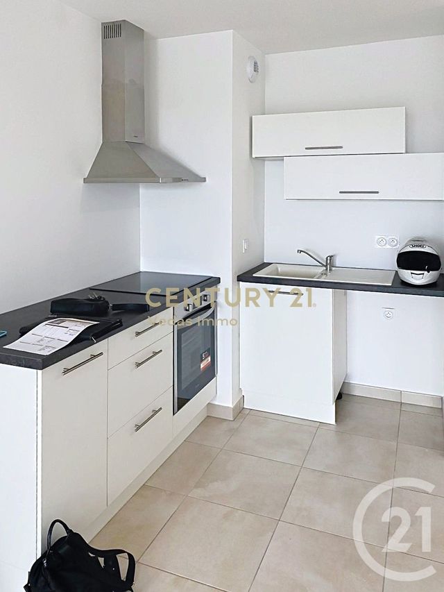 Appartement F2 &agrave; louer - 2 pi&egrave;ces - 42,50 m2 - St Jean De Vedas - 34 - LANGUEDOC-ROUSSILLON