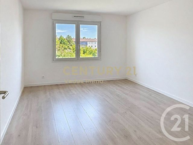 Appartement F3 &agrave; louer - 3 pi&egrave;ces - 66,70 m2 - St Jean De Vedas - 34 - LANGUEDOC-ROUSSILLON