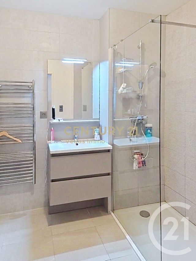 Appartement F3 &agrave; louer - 3 pi&egrave;ces - 66,70 m2 - St Jean De Vedas - 34 - LANGUEDOC-ROUSSILLON