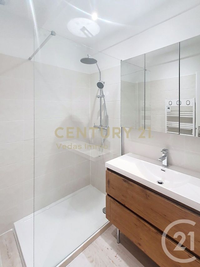 Maison &agrave; louer - 5 pi&egrave;ces - 101,50 m2 - Pignan - 34 - LANGUEDOC-ROUSSILLON