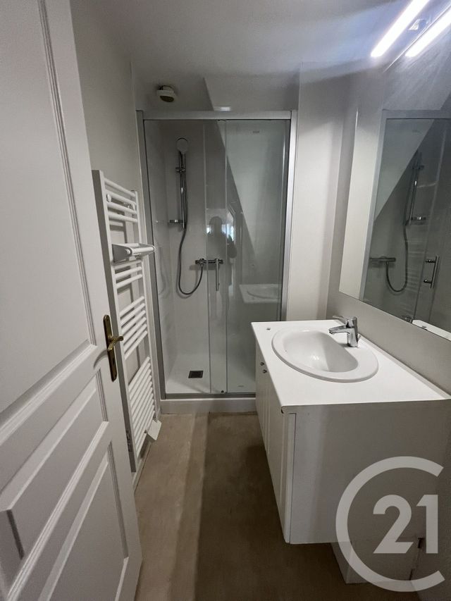 Appartement F3 à vendre - 4 pièces - 75,40 m2 - Trouville Sur Mer - 14 - BASSE-NORMANDIE