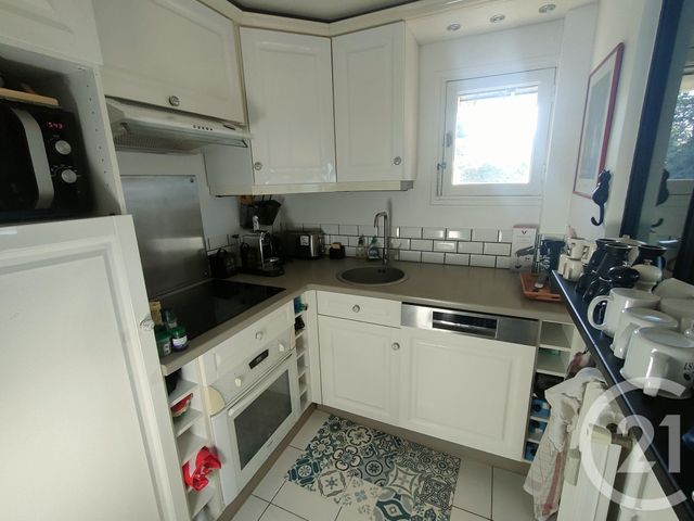 Appartement F4 à vendre - 4 pièces - 74 m2 - Tourgeville - 14 - BASSE-NORMANDIE