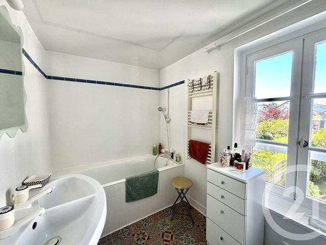 Maison &agrave; vendre - 6 pi&egrave;ces - 135 m2 - Touques - 14 - BASSE-NORMANDIE