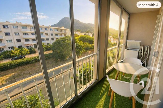 Appartement &agrave; vendre - 4 pi&egrave;ces - 70 m2 - Toulon - 83 - PROVENCE-ALPES-COTE-D-AZUR