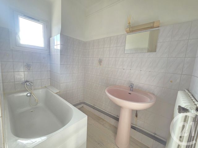 Appartement F3 &agrave; vendre - 3 pi&egrave;ces - 55,08 m2 - Toulon - 83 - PROVENCE-ALPES-COTE-D-AZUR