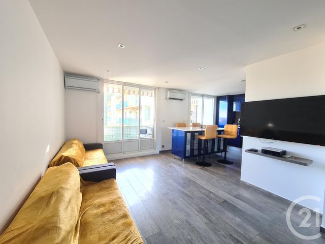Appartement F4 à vendre - 4 pièces - 72 m2 - Toulon - 83 - PROVENCE-ALPES-COTE-D-AZUR