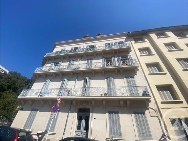 Appartement F3 à vendre - 3 pièces - 67 m2 - Toulon - 83 - PROVENCE-ALPES-COTE-D-AZUR