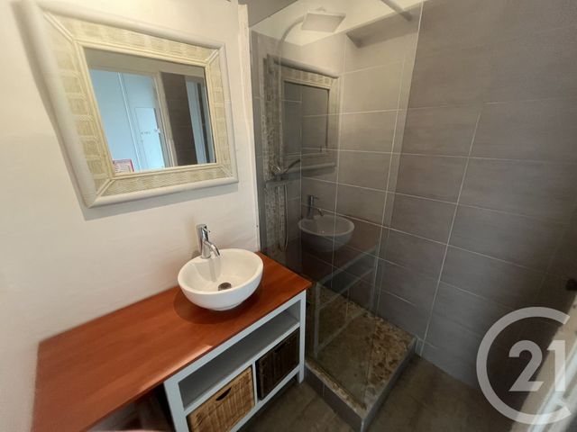 Appartement T2 &agrave; vendre - 2 pi&egrave;ces - 48,60 m2 - Toulon - 83 - PROVENCE-ALPES-COTE-D-AZUR