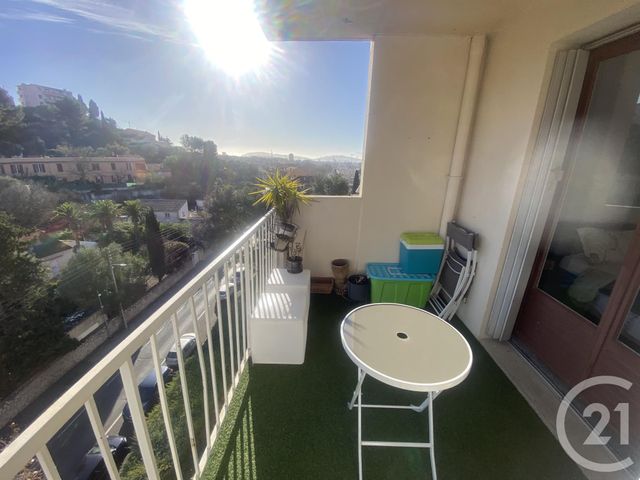 Appartement F3 à vendre - 3 pièces - 60 m2 - Toulon - 83 - PROVENCE-ALPES-COTE-D-AZUR