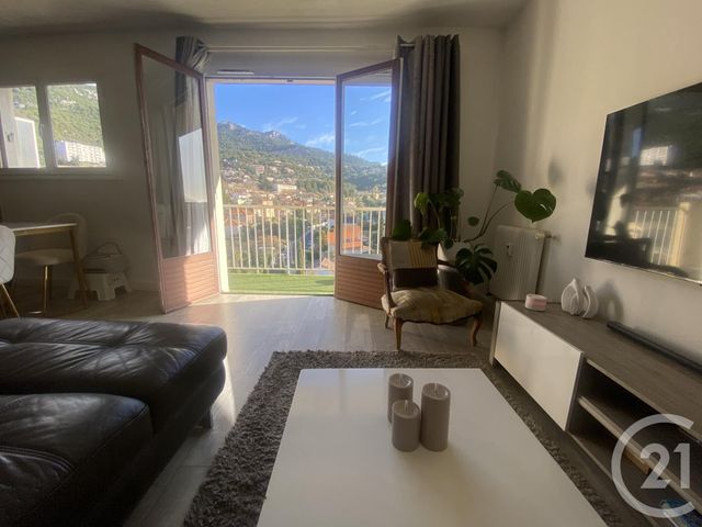 Appartement F3 à vendre - 3 pièces - 60 m2 - Toulon - 83 - PROVENCE-ALPES-COTE-D-AZUR