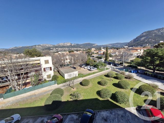 Appartement T4 à vendre - 4 pièces - 72,46 m2 - Toulon - 83 - PROVENCE-ALPES-COTE-D-AZUR